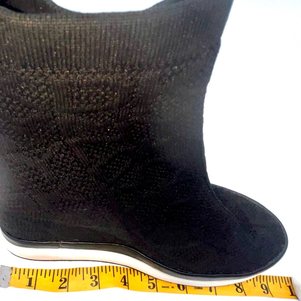 FREE! CLEARANCE DKNY with ANY Purchase Leather/Textile Black High Tops NWOT - Picture 6 of 13